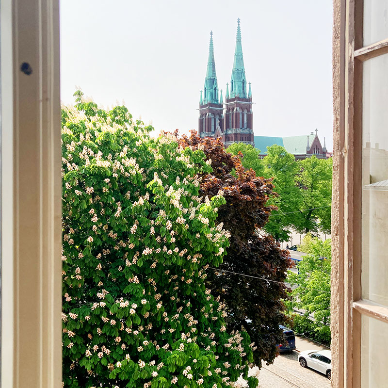 Gloriasta avautuu kesällä upeat näkymät Koulupuistikkoon